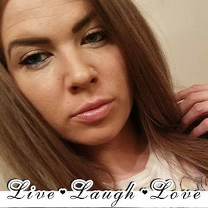 Meet your Posher, Jaymee